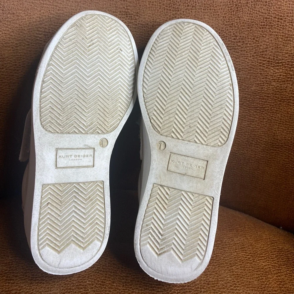 Kurt Geiger Kids Cream Sneakers with Sparkling Bow